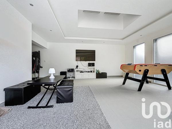 Maison à vendre 10 pièces 201 m² Linas