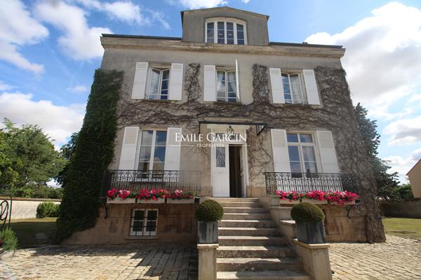 A Vendre - Vaux le Pénil - Seine et Marne- Maison Bourgeoise du XIX et ses écuries