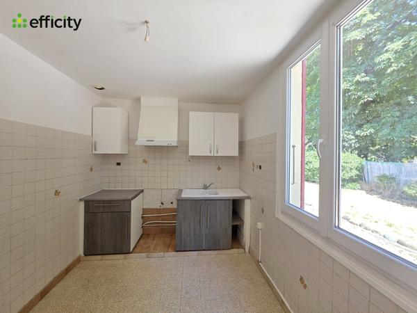 Maison
         3 pièces
        - 70 m² Exclusivité 180 000 € *
