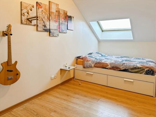 Maison mitoyenne 5 pièces Garage Jardin