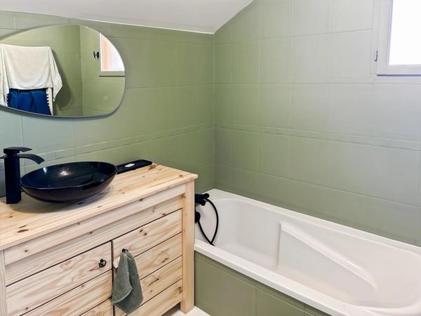 Maison mitoyenne 5 pièces Garage Jardin