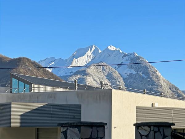 Maison mitoyenne 5 pièces Garage Jardin