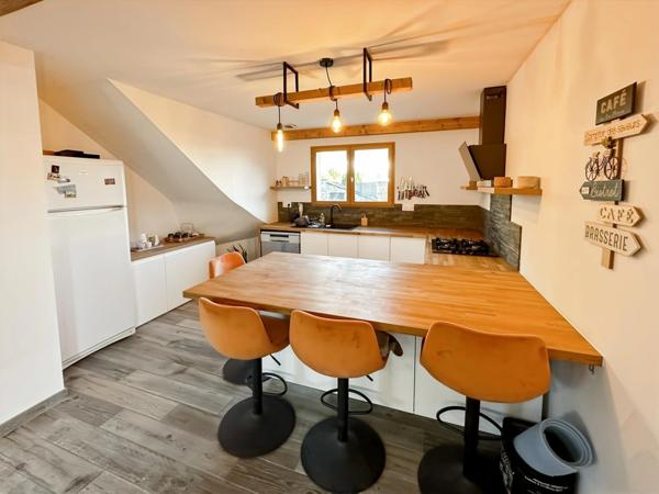 Maison mitoyenne 5 pièces Garage Jardin