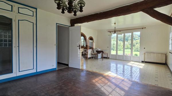 Maison Sauqueville - 9 pièces 155m²