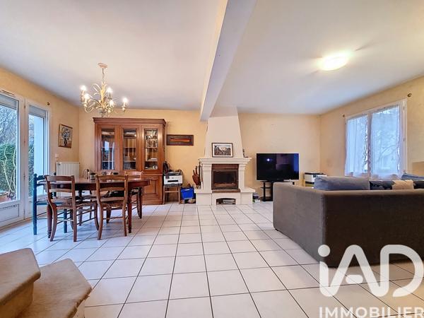 Maison à vendre 7 pièces 150 m² Chevry-Cossigny