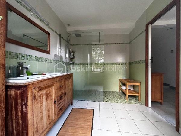 Corps de ferme de 240 m²