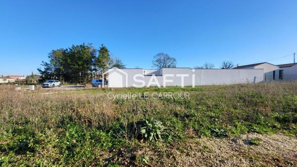 Terrain viabilisé 611 m² à 10 min de La Rochelle