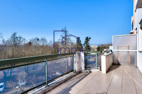 T3 Duplex dernier étage, terrasses, vue parc