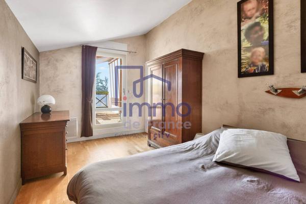 T3 Duplex dernier étage, terrasses, vue parc