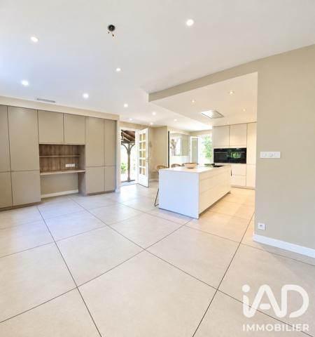 Maison à vendre 6 pièces 129 m² Saint-Gence