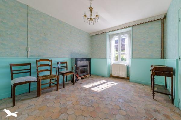 Maison à vendre |  Saint-Sulpice-les-Feuilles |  9 pièces | 205 m²