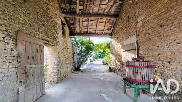 Maison à vendre 5 pièces 114 m² Saint-Pierre-le-Vieux