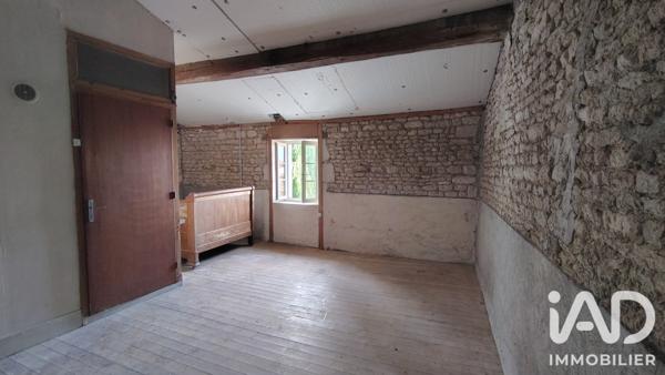 Maison à vendre 5 pièces 114 m² Saint-Pierre-le-Vieux
