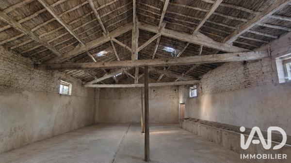 Maison à vendre 5 pièces 114 m² Saint-Pierre-le-Vieux