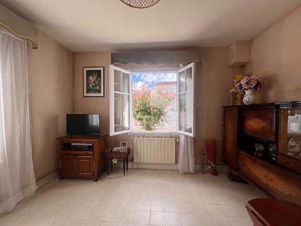 MAISON DE VILLE ROYANNAISE - PROCHE commerces et plages