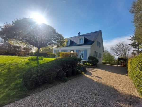 MAISON BOURGEOISE SUR SAINTE MAURE DE TOURAINE