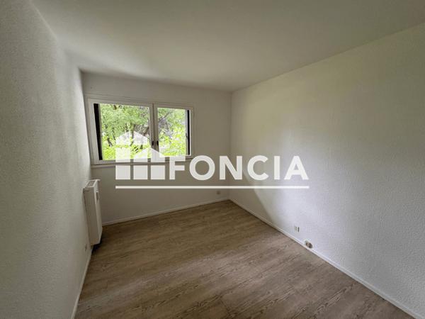 Location Appartement 3 pièces 60.64 m² - MALHERBE F Grenoble 38100