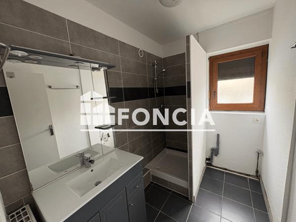 Location Appartement 3 pièces 60.64 m² - MALHERBE F Grenoble 38100