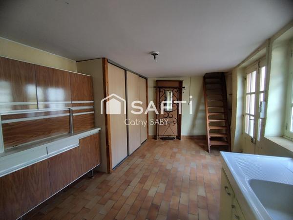 Maison de plain pied - Habitation familiale ou projet d'investissement en 2 appartements