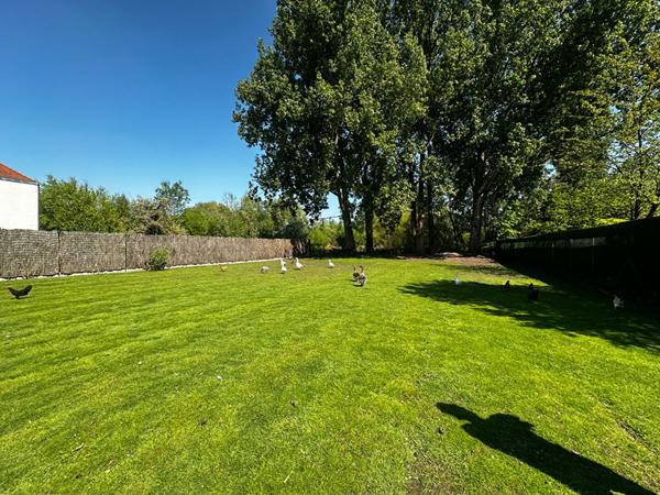 Terrain Constructible Amiens 1242 m²