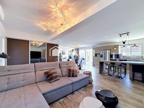 maison T5 avec studio indépendant à Baillargues