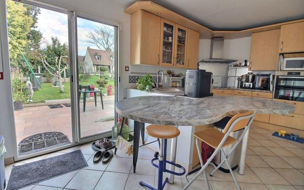 Maison à vendre    6 pièces • 151,63 m2 Saint-Michel-sur-Orge