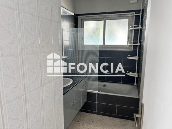 Location Appartement 3 pièces 74.75 m² - IMMEUBLE LES MIMOSAS Saint Mandrier Sur Mer 83430