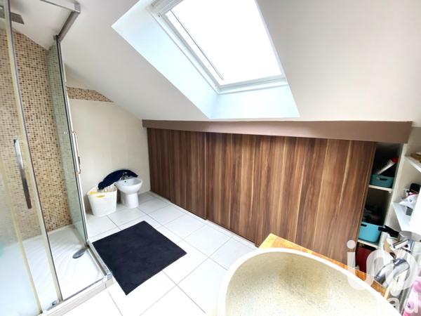 Maison 7 pièces de 143 m² à Loches (37600)