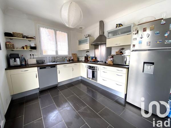 Maison 7 pièces de 143 m² à Loches (37600)