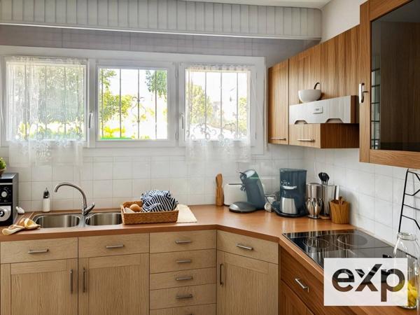 Maison en vente à Pélissanne avec piscine et 4 chambres.