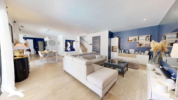 Maison à vendre 850 000 € Aubagne 5 p 143 m² DPE A
