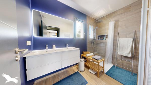 Maison à vendre 850 000 € Aubagne 5 p 143 m² DPE A