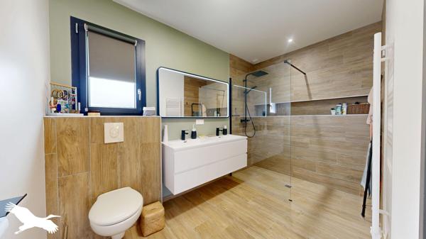 Maison à vendre 850 000 € Aubagne 5 p 143 m² DPE A