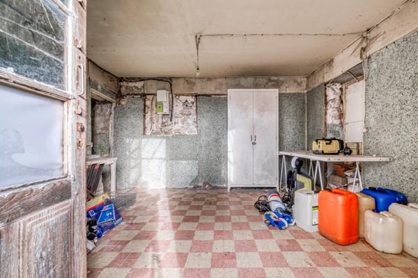 Christophe Michaudelle – CAPIFRANCE - vous propose proche de Saint Mard : maison indépendante - 4P - 85 m² - 2 chambres - 1 pièce d'eau - buanderie - 1 dépendance (54 m²) beau jardin