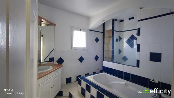 Maison 4 pièces - 125 m² Exclusivité efficity