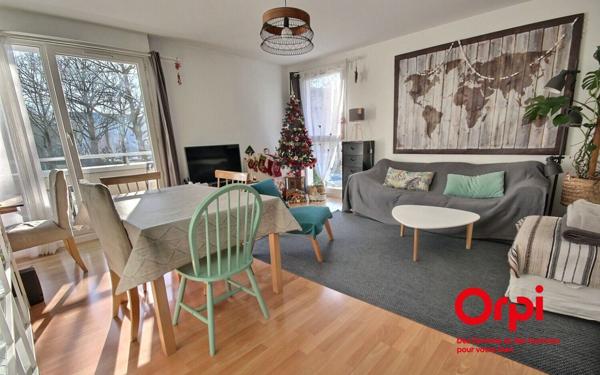 Appartement à vendre    4 pièces • 82,74 m2 Guyancourt