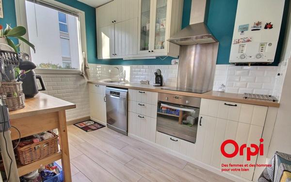 Appartement à vendre    4 pièces • 82,74 m2 Guyancourt