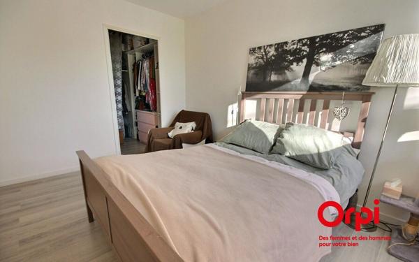 Appartement à vendre    4 pièces • 82,74 m2 Guyancourt