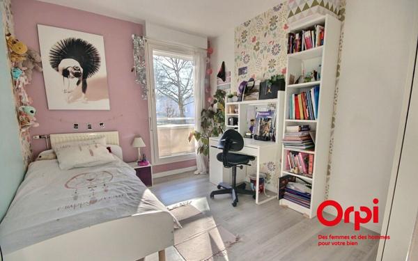 Appartement à vendre    4 pièces • 82,74 m2 Guyancourt