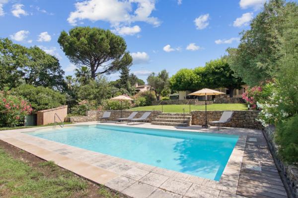 Maison à vendre  5 pièces - 157 m2 GASSIN - 83