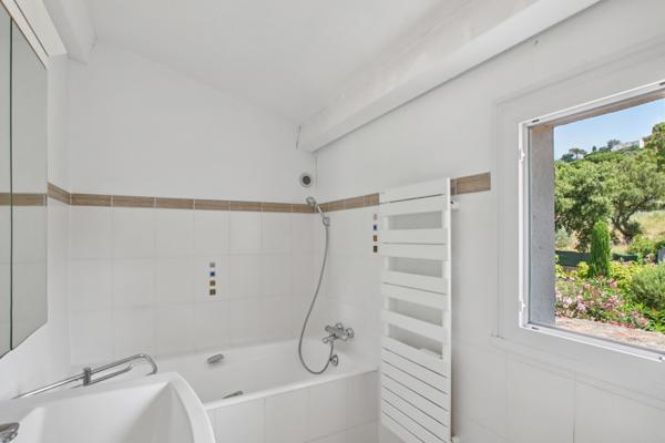 Maison à vendre  5 pièces - 157 m2 GASSIN - 83