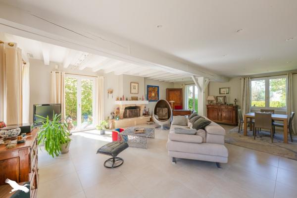 Maison à vendre |  Jouars-Pontchartrain |  7 pièces | 194 m²