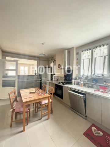 Appartement F3 (100 m²) NON MEUBLE en location à COUTANCES