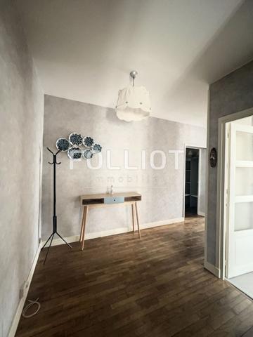 Appartement F3 (100 m²) NON MEUBLE en location à COUTANCES