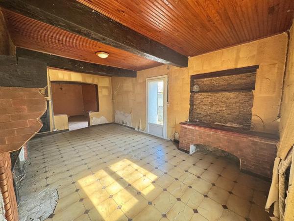 Maison à la campagne à restaurer