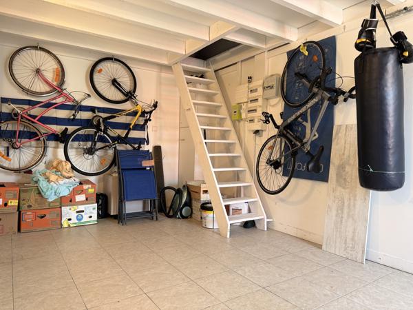 Maison de plain-pied avec jardin arboré, secteur Château d’Olonne, proche du bourg