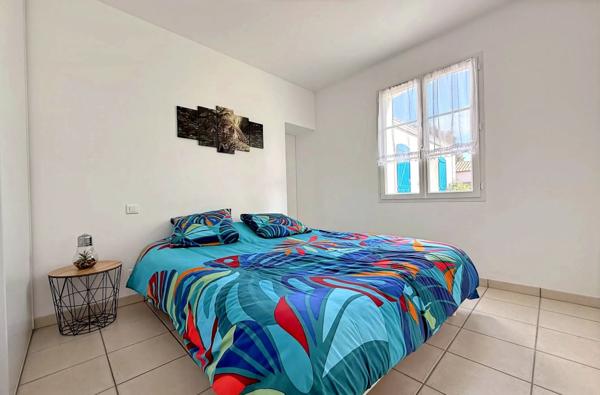 Maison de plain-pied avec jardin arboré, secteur Château d’Olonne, proche du bourg