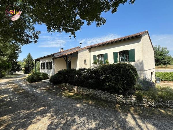Pavillon avec 4 chambres sur 3 700 m² de jardin ! Ne ...