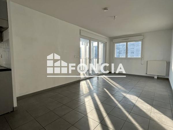 Location Appartement 3 pièces 64.3 m² - 18 PLACE ROSA PARKS Nantes 44000