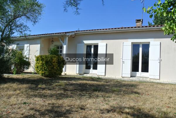 Maison de plain pied 3 chambres et grand garage de 128 m²